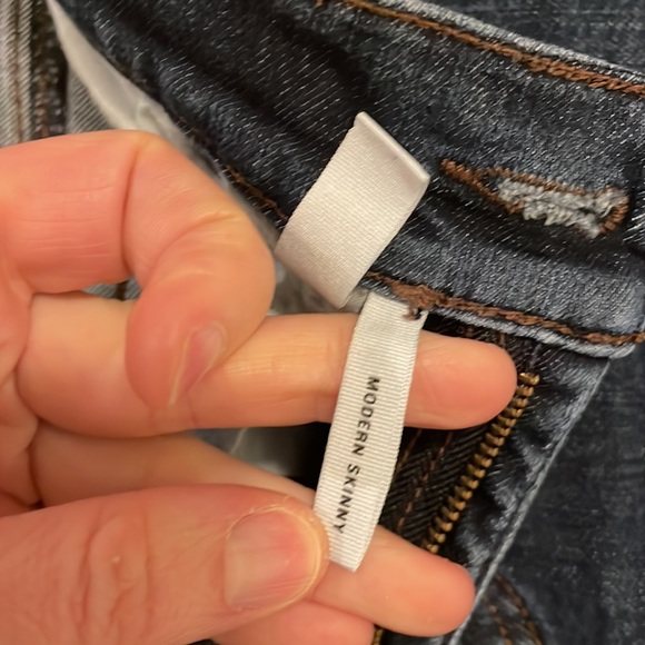 Loft, modern skinny jeans, size 24 - Picture 4 of 7